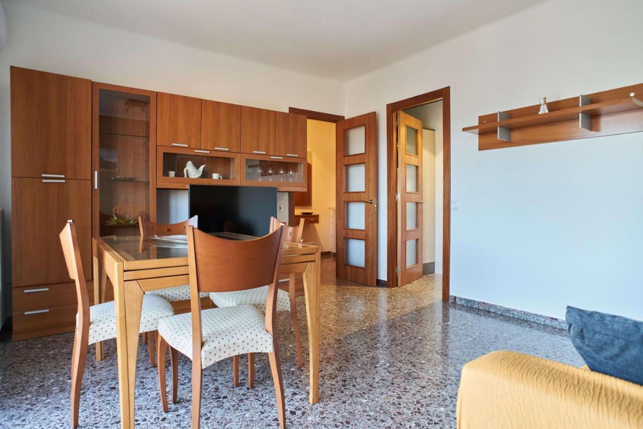 Manresa Apartamentos Turisticos Εξωτερικό φωτογραφία