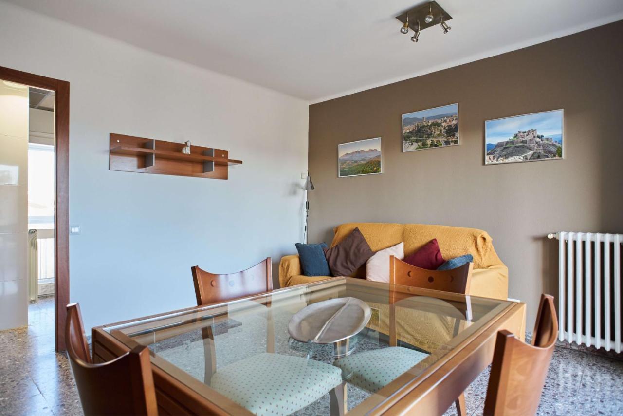 Manresa Apartamentos Turisticos Εξωτερικό φωτογραφία